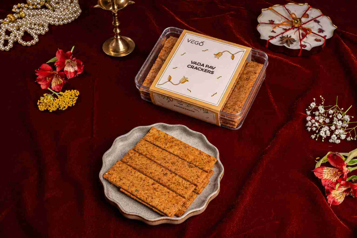 Vadapav Crackers
