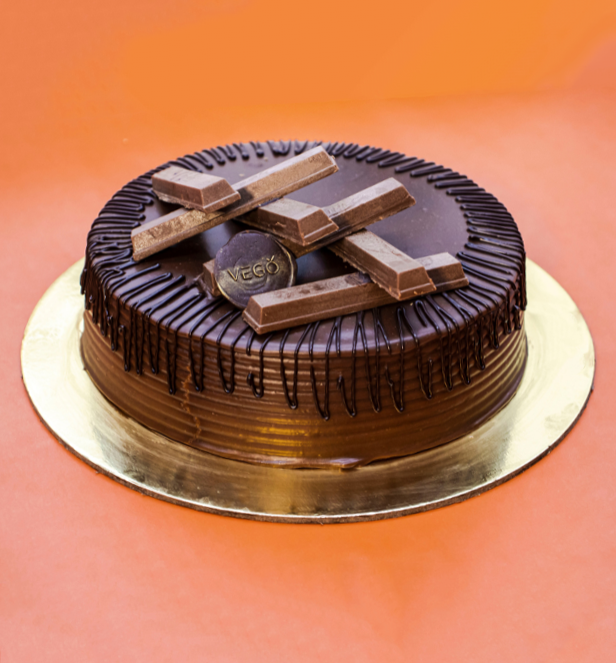 Kit kat cake Kit kat cake
