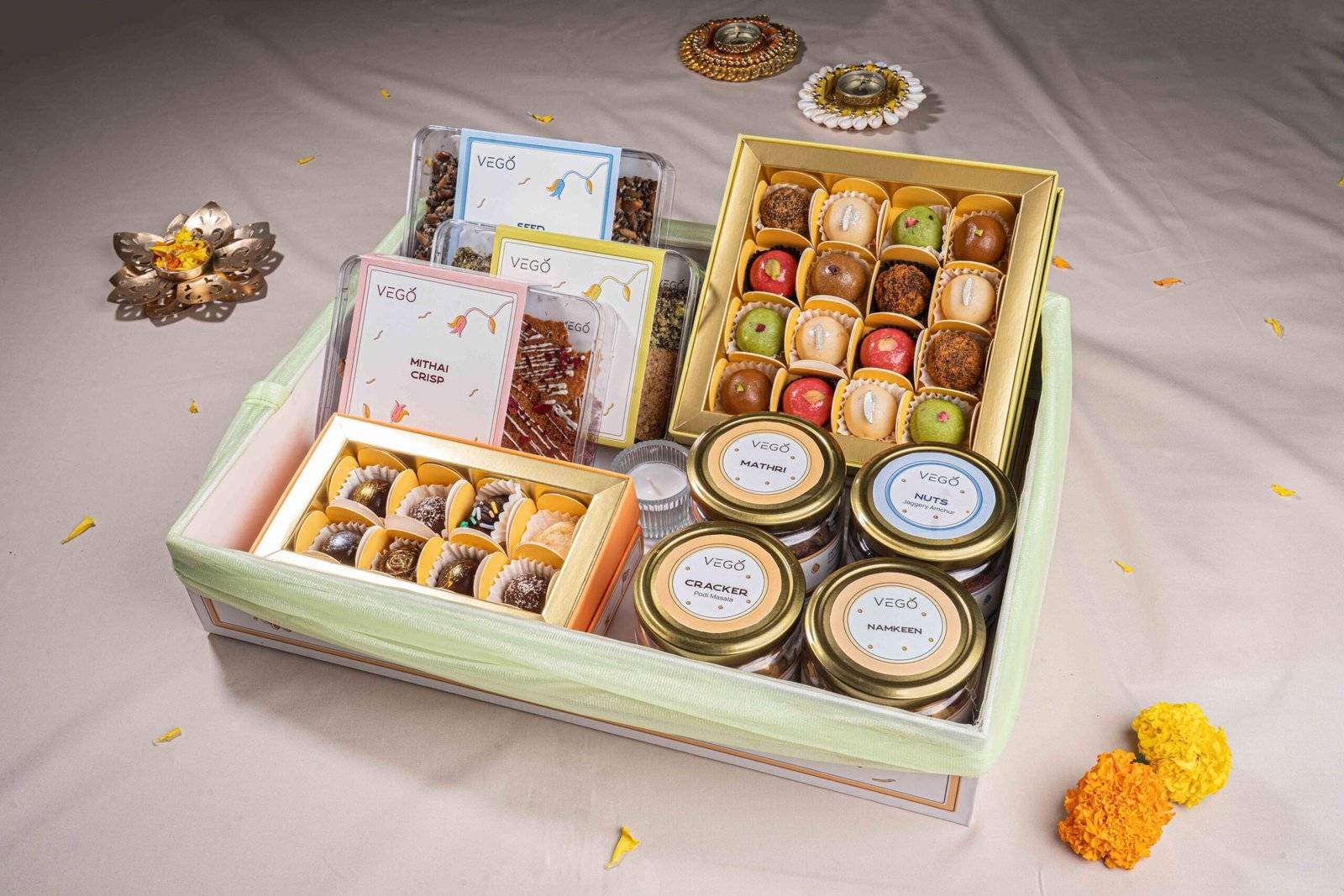 Signature Hamper (2)