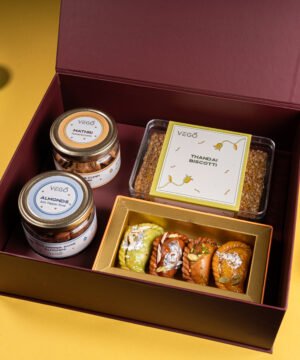 FESTIVE FUN BOX WITH GUJIYA