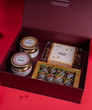 The Love Box (Chocolate Coated Strawberries)